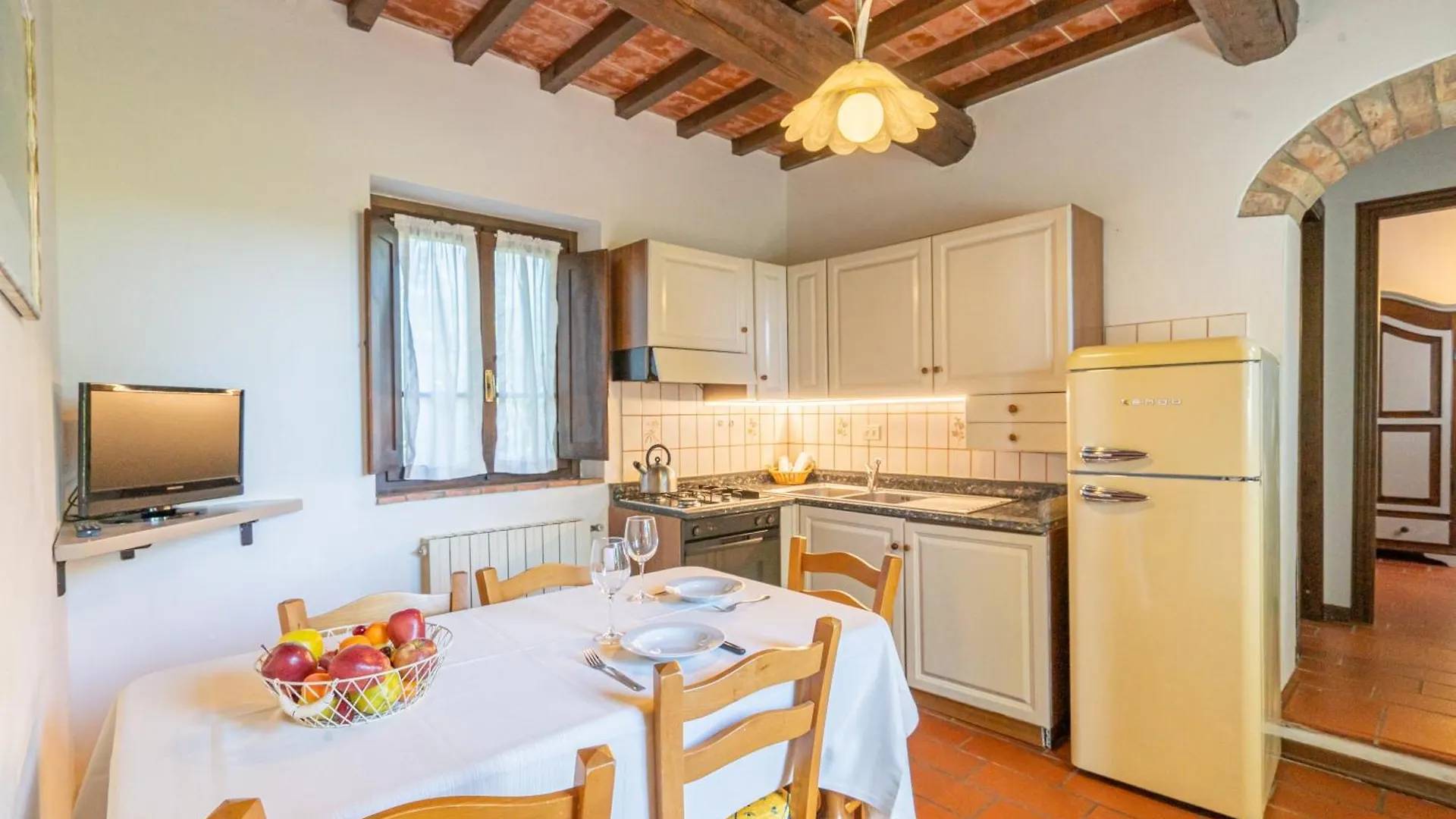 דירות מונטאיונה Borgo La Casaccia